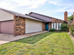 2403 Woodmoor Rd, Enid, OK 73703
