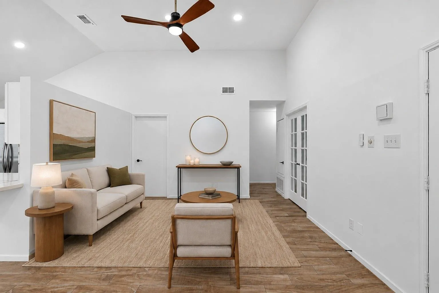 2 bed, 1.5 bath, 1047 sqft, $1,750 — Photo 3