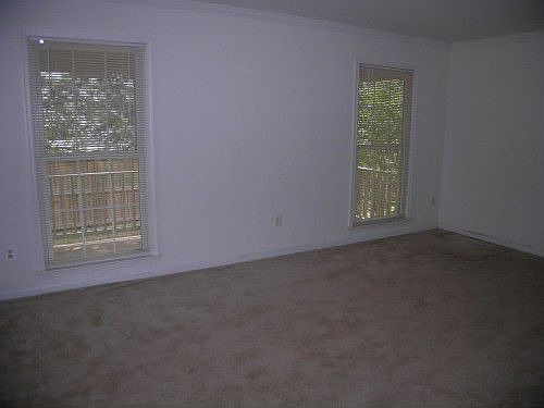 2nd image of 14503 Oak Cluster Dr