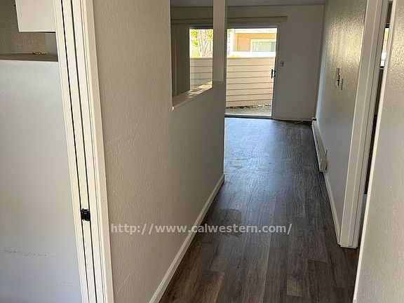 2nd image of 435 Acalanes Dr #3