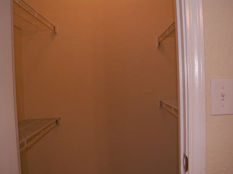 120 Cardinal Ct #C — Photo 9