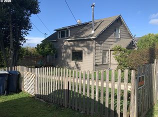 29780 Sutton St, Gold Beach, OR 97444
