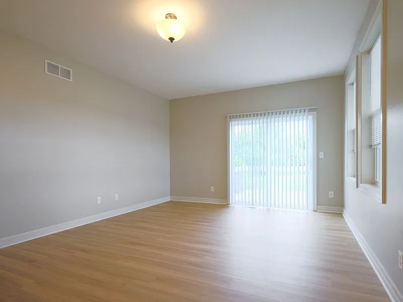 7504 Jockey Dr