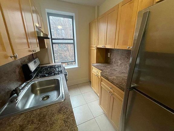 3rd image of 35-25 34th St