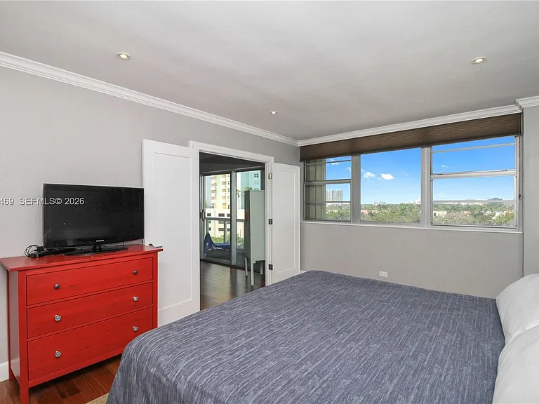 2451 Brickell Ave #7P — Photo 9