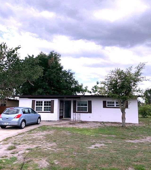 1st image of 2318 Dawnwood Ln