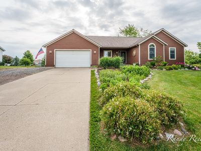 836 Eagle Ridge Dr, Coopersville, MI, 49404