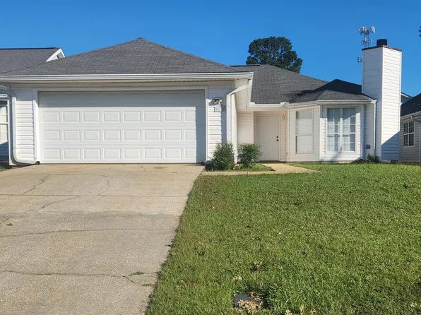 402 Denise St, Dothan, AL 36305