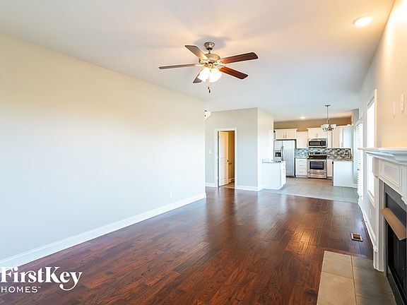 2nd image of 2396 Andersonville Dr