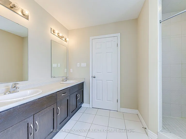 816 Roulston St — Photo 29