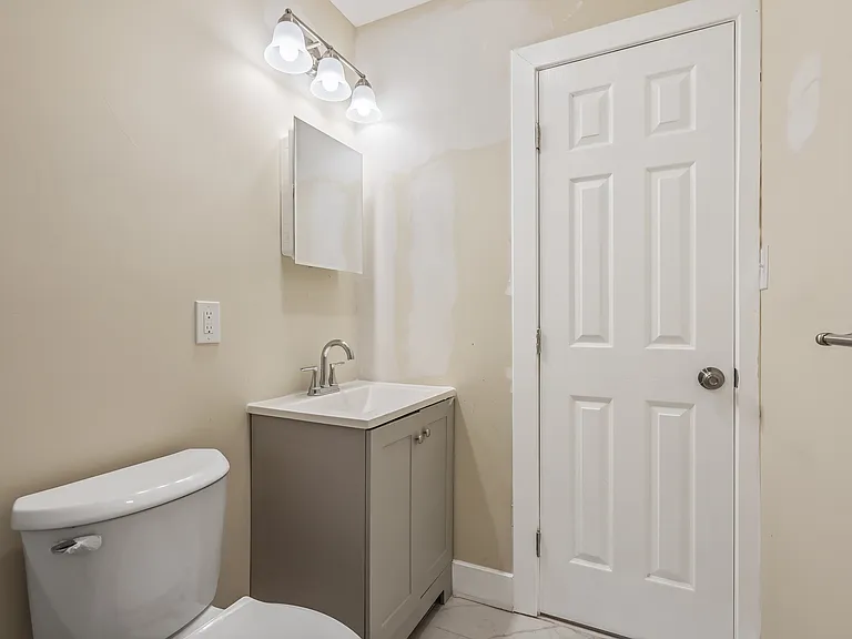1812 Benning Rd NE #C — Photo 11