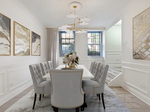 444 East 57th Street image 2 of 11