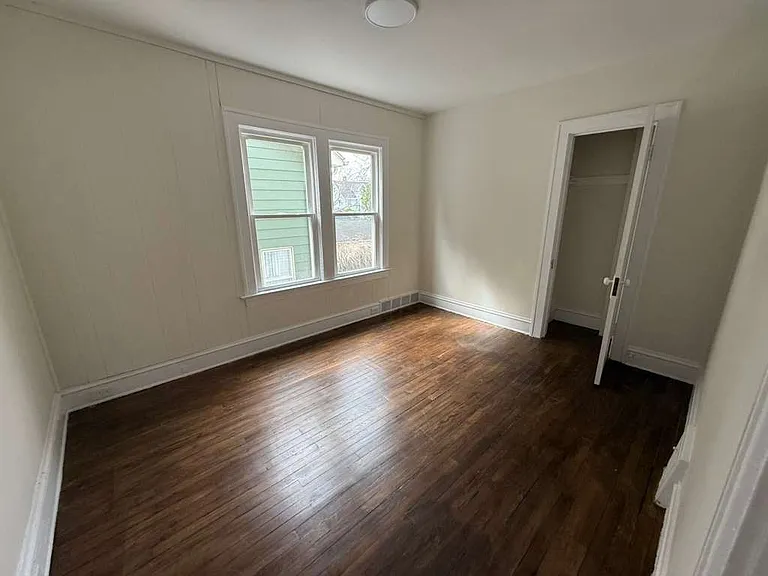 1278 W 102nd St #1 — Photo 24