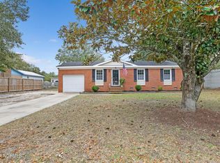 129 McQuillan Dr, Wilmington, NC 28412
