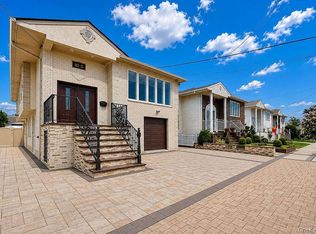 16215 88th St, Howard Beach, NY 11414