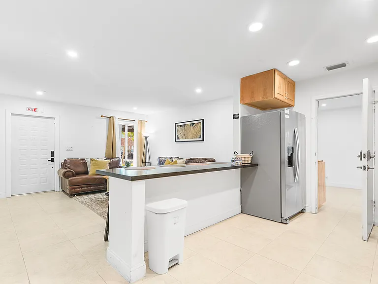 5701 NE 22nd Way #2 — Photo 3