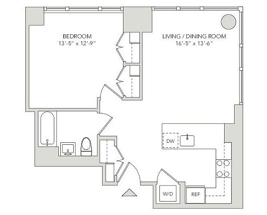 2nd image of 42 W 33rd St #34D1