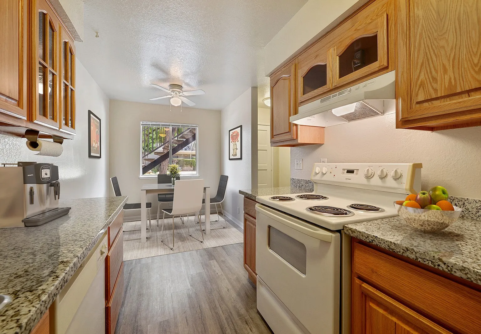 Blackford Apartments — Photo 1