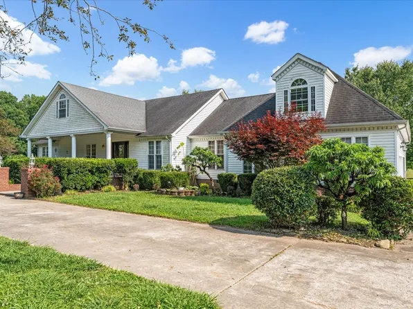 431 Jack Thomas Dr, Manchester, TN 37355