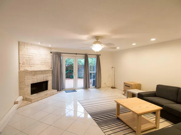 929 SE 13th St #7, Fort Lauderdale, FL 33316