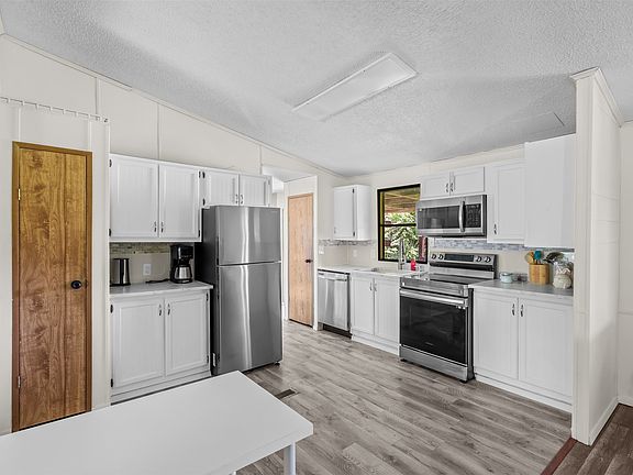 3rd image of 9037 County Road 346