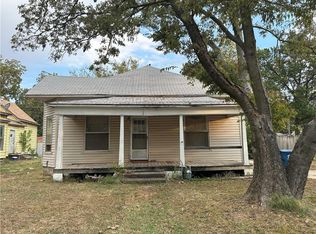 812 Lincoln St, Coffeyville, KS 67337