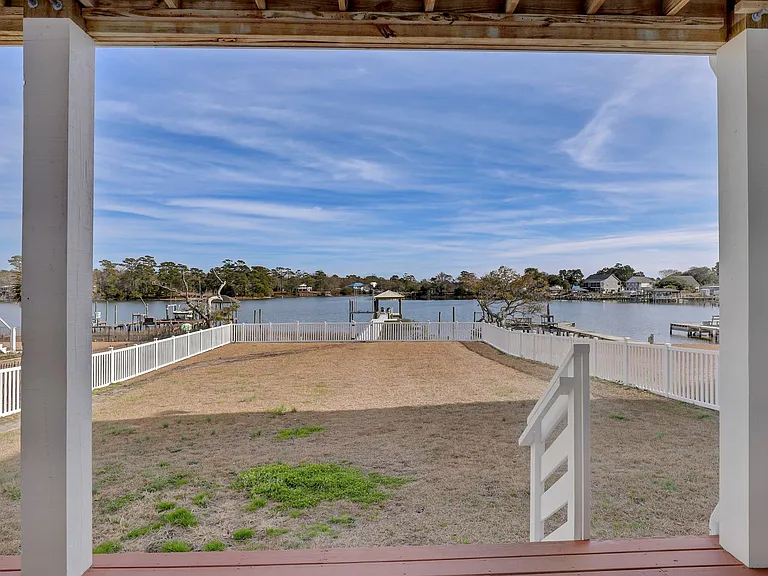 1059 Meridian Dr — Photo 26