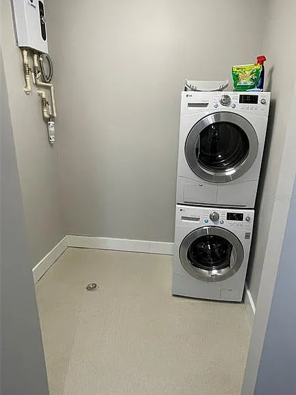 150 E Robinson St #1423 — Photo 27