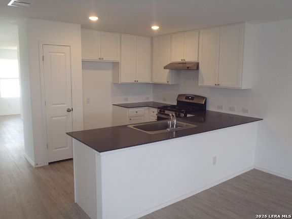 5th image of 9229 Luciano Pl