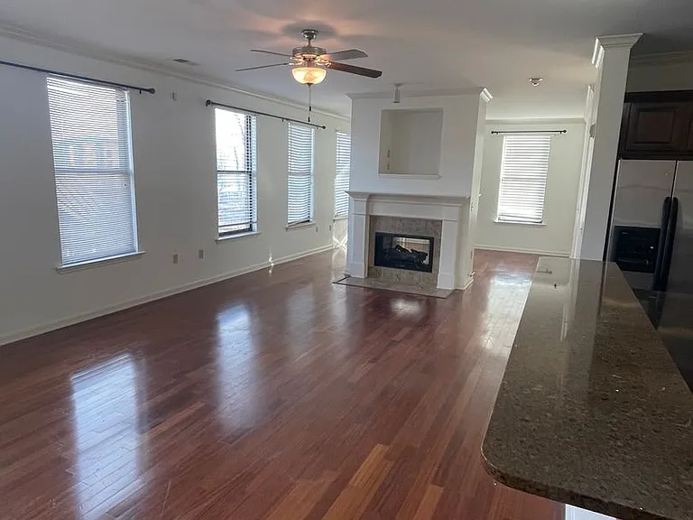 731 Litty Ct #203 — Photo 2