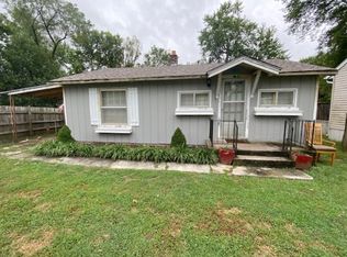 1440 E Whiteside St, Springfield, MO 65804