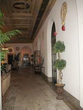 4th image of 3900 Rose Hill Ave #407A