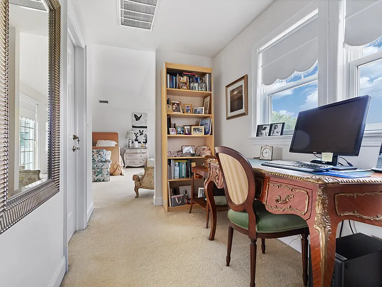 11 Seasons Ln — Photo 12