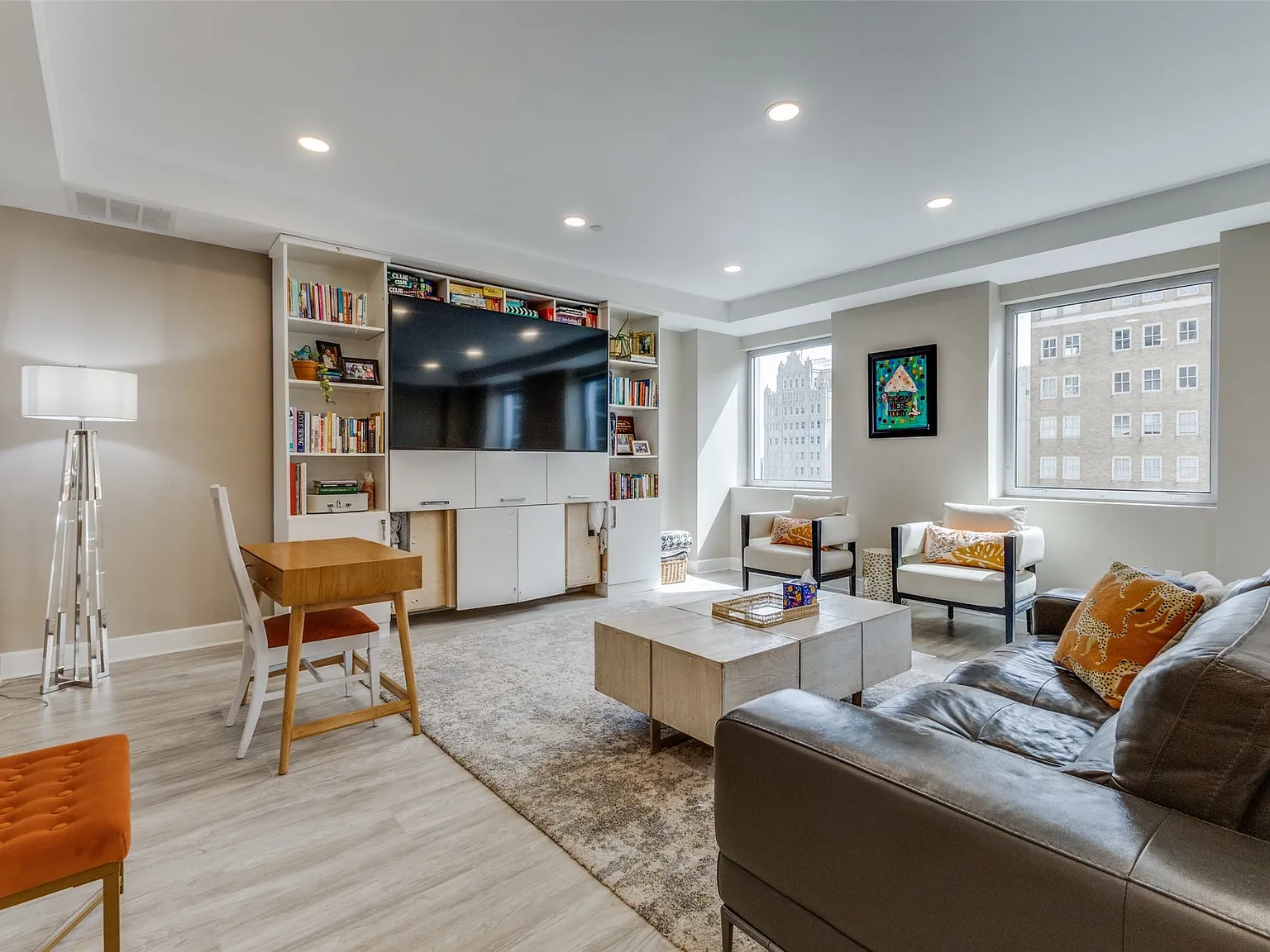 1 bed, 1.5 bath, 1217 sqft, $2,850 — Photo 2