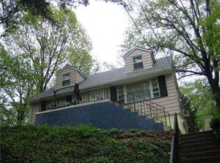 88 Wood Ave, Iselin, NJ 08830