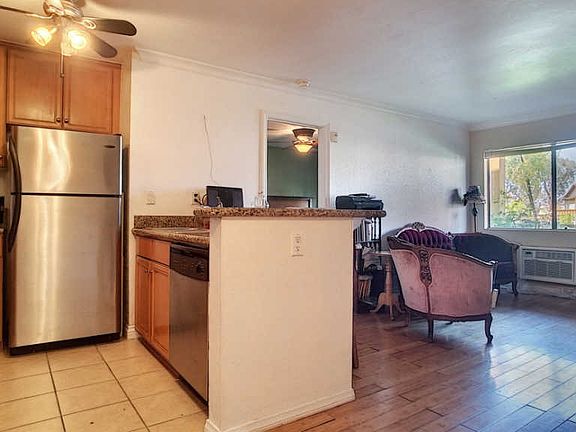 3rd image of 1423 Graves Ave Unit 125