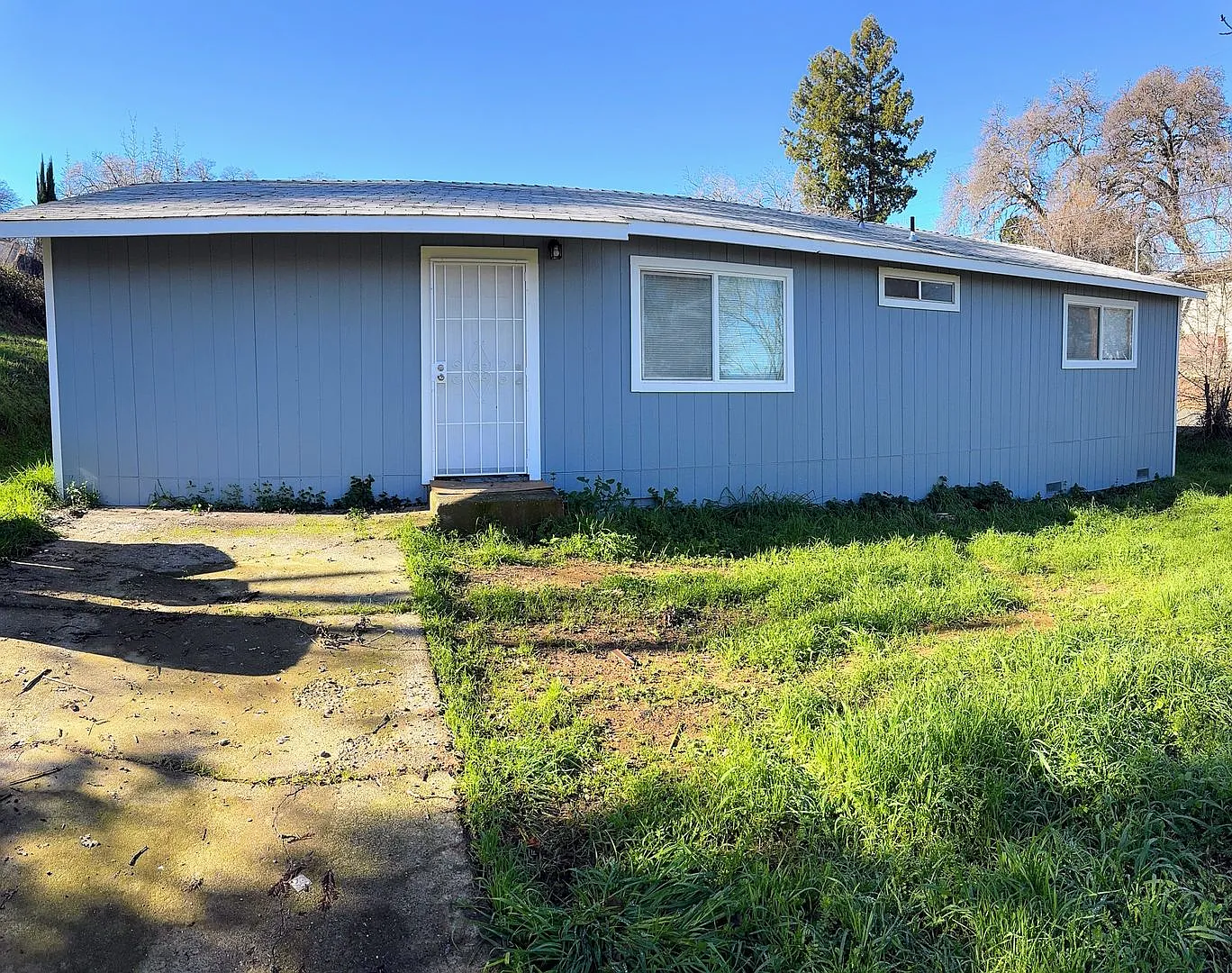 331 Crawford St photo 1