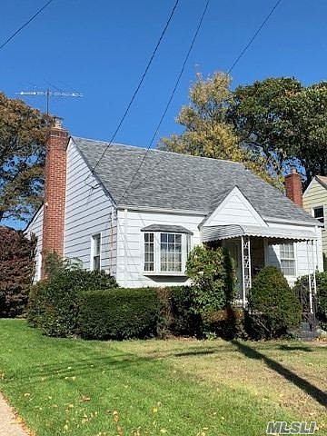 2nd image of 813 N William St