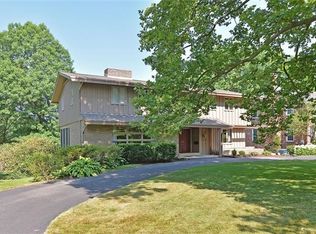 105 Algonquin Rd, Pittsburgh, PA 15241