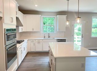 5975 Stargazer Way, Cumming, GA 30028