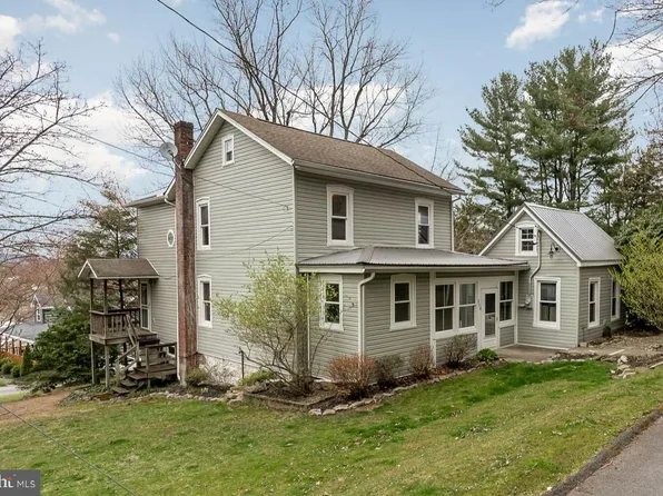 99 Camp St, Elizabethville, PA 17023