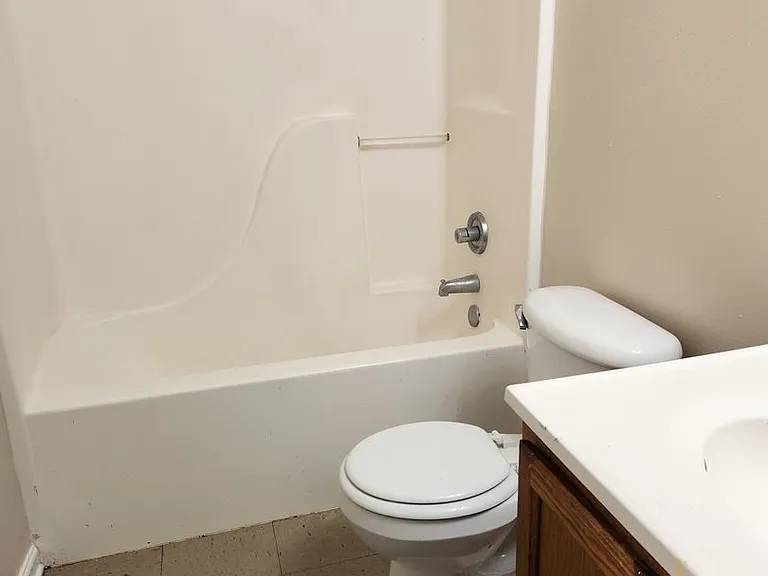 1702 Terrace Ave — Photo 6