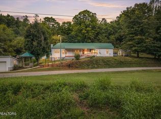 1352 Wilson Station Rd, Englewood, TN 37329