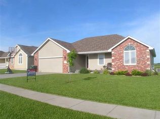 4109 SW Misty Harbor Ave, Topeka, KS 66610