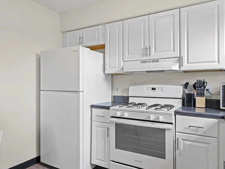 202 Nicholas Dr #B — Photo 7