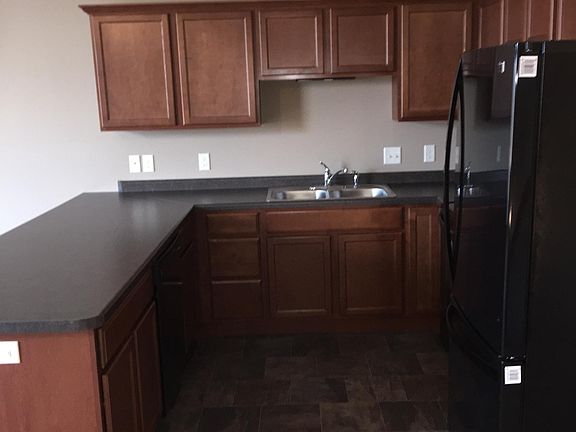 3rd image of 3973 Nicholas Dr Unit 2