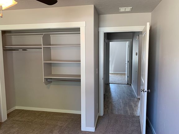 3rd image of 9010 W Garverdale Dr