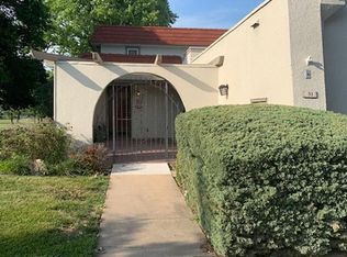 51 E Via Verde Dr, Wichita, KS 67230