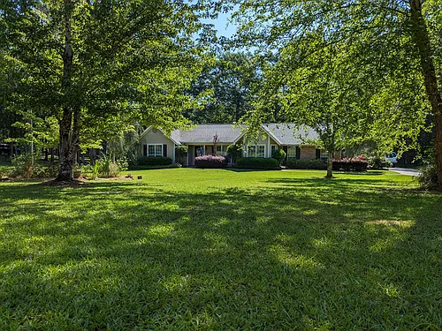8502 NE Pines Dr Photo 1