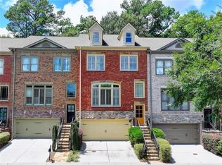 350 Mystic Ridge Ln, Sandy Springs, GA 30342